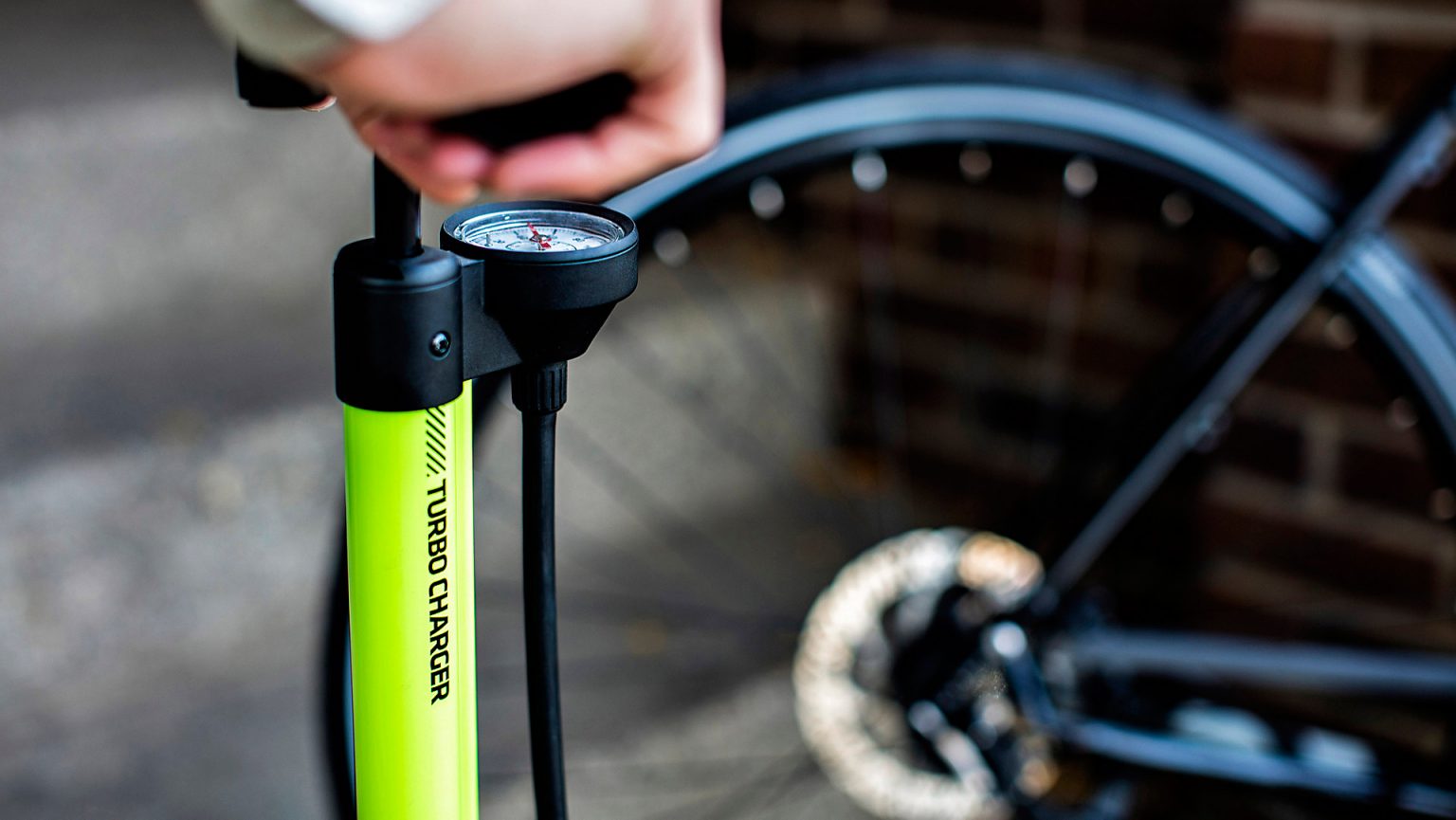 What Kind Of Bike Pump Do I Need? Bike Packers Magazine